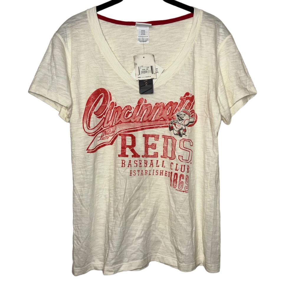 NWT 5th & Ocean Cincinnati Reds Graphic Tee Shirt Women's Size Medium Cream,red